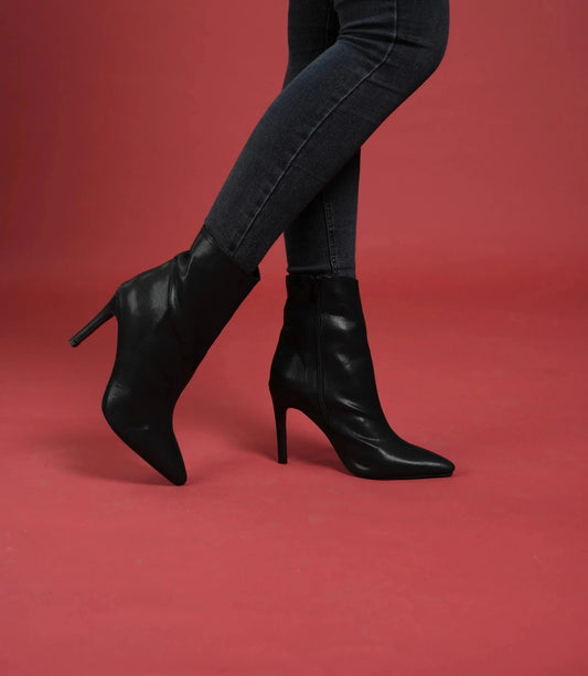 Black Pointed closed Toe Boots - NOVA | Natya Shoes Natya Shoes