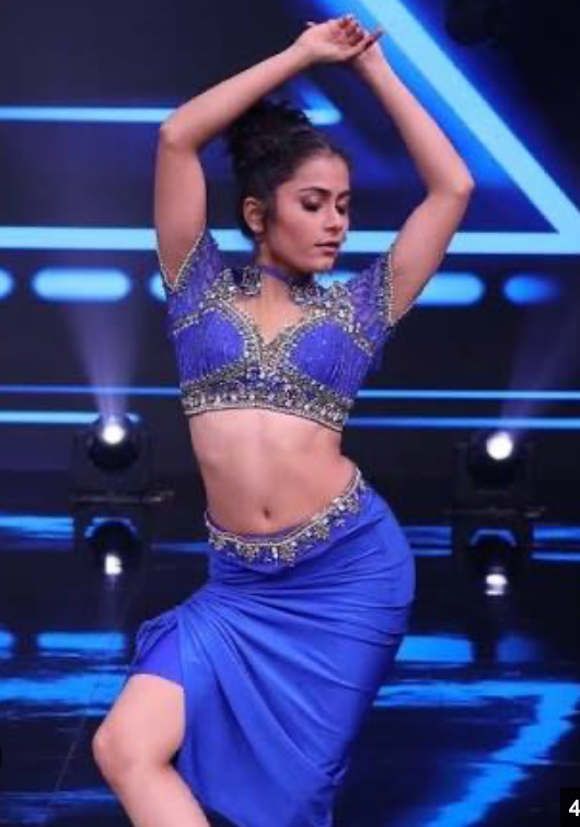 Swetha Warrier wearing Natya